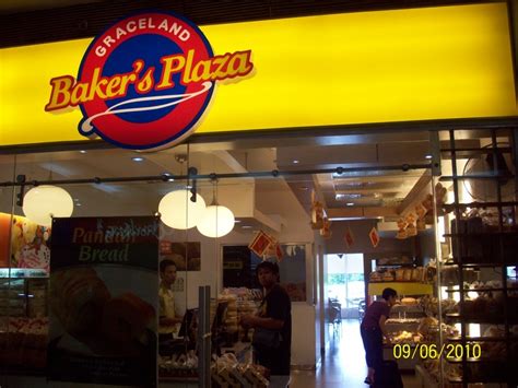 Graceland Baker's Plaza .